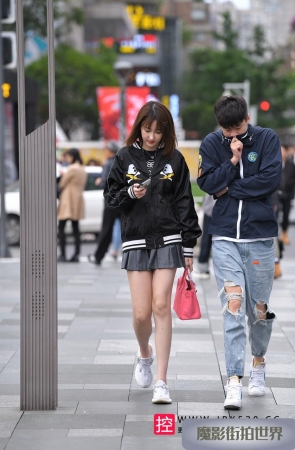 百褶裙美少女3A3333[327M]