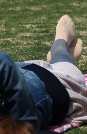 No593 超近距离特写，漂亮姑娘的肉丝足已经没有秘密