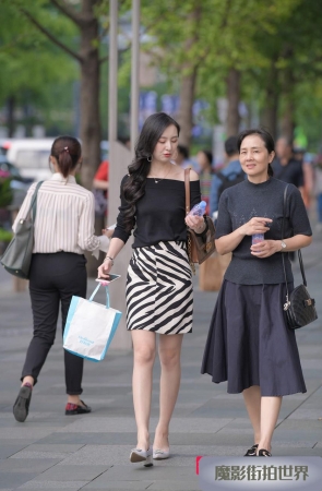 气质短裙美女3A1440[625M]