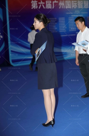 高端案场的黑丝礼仪 [17P]