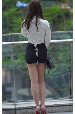 （套图）黑色包臀裙小姐姐(399P)[3.82G/JPG]