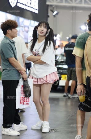 微胖妹妹的肉丝腿