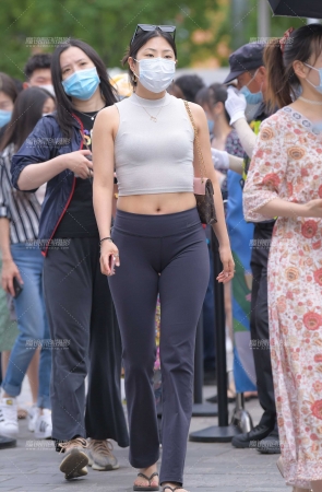 紧身裤美女