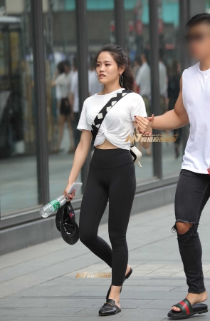 紧身的线条