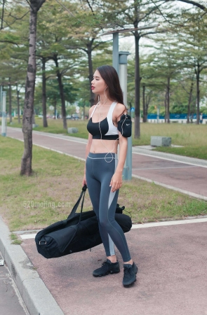 狂热的女狙击手【套图+视频】
