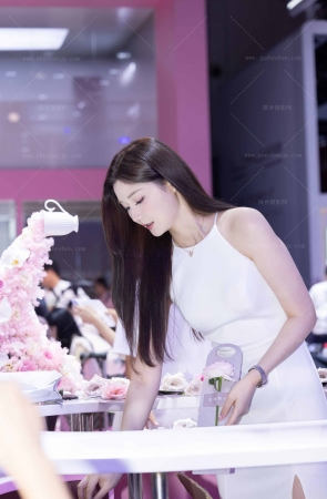 LB022-45P 当身高180的车模凯月当起了前台礼仪 6P