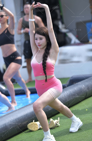 糖果色紧身健身裤