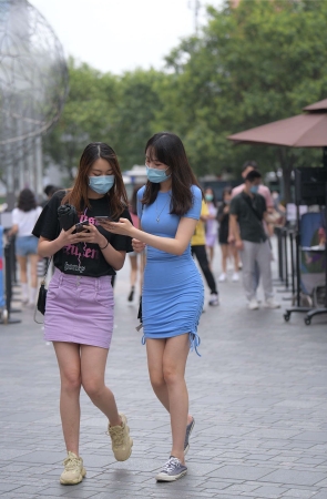 魅力蓝色修身裙