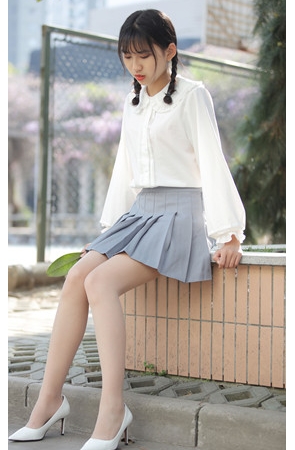 百褶裙肉丝小姐姐(39P)[64M/JPG]