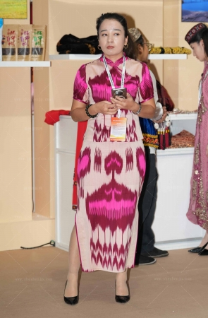 新疆展位的有美女还有丝115P