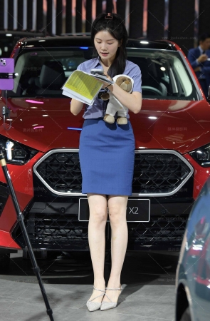 2467-28=53√白皙裸腿女主播 8P