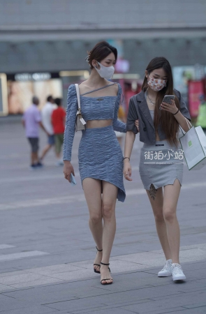 长腿美眉