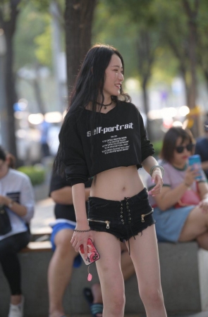 短裤T恤小蛮腰 [58P-1.34GB]