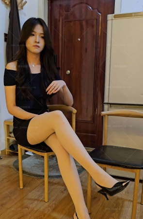 3-绝了178大长腿肉丝高跟更奈斯手机4K5min 9P