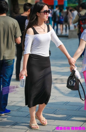 李欢原创--------黑色长裙，丰腴（13P）