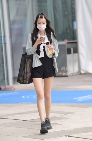 22829-36+42清秀女生下班了 13P