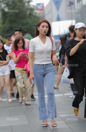 紧牛长腿