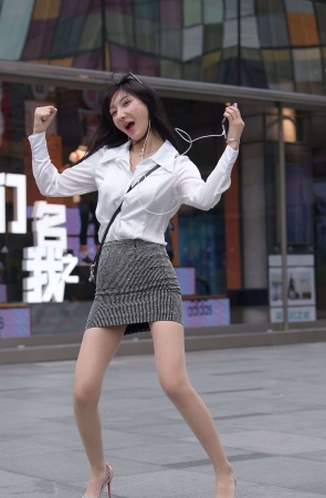 F212街头短裙肉丝美女459G