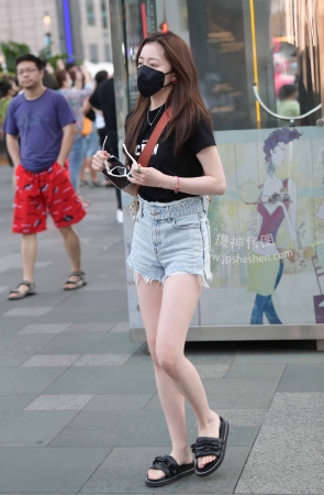 22722-14+66热裤，美腿，拖鞋 12P