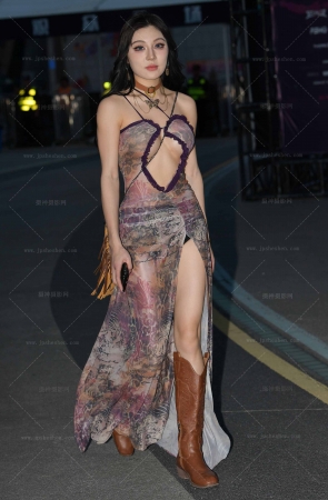 24616-8=31√豪放不羁性感美女 9P