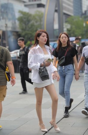 极品丝袜长腿美眉