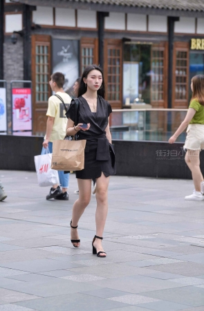 苗条美女