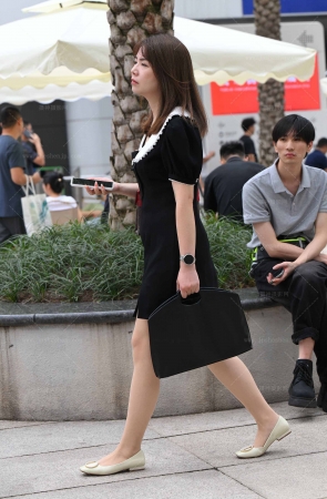 2567-56-69√韵味少妇-超薄肉丝轻熟娇萋 9P