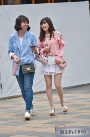 肉丝短裙小女人3A1777[96.3M]