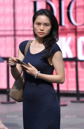 好身材，性感翘臀**