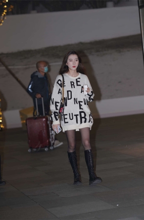 凯恩公爵作品 气质高冷美女