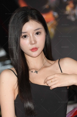 2334-20=52√肤白貌美大长腿美女 12P