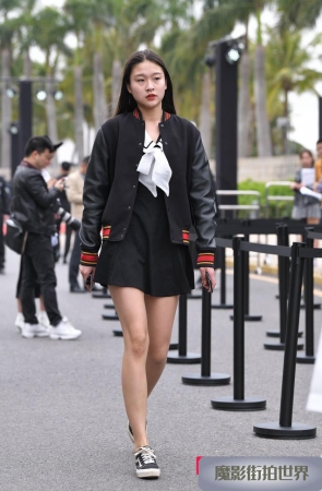 学生装小姐姐3A1224[113M]