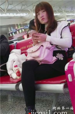 4k-清纯甜美黑色裤袜美腿美眉