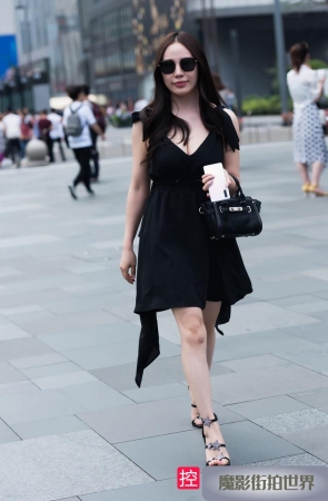 吊带美女3A613[344M]