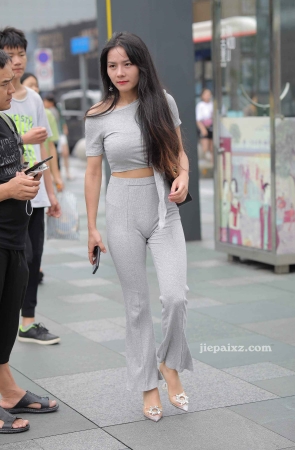 气质性感美女姐姐