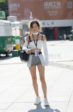苗条美女