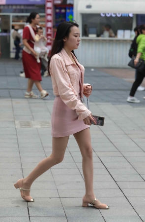 诱惑肉丝街拍短裙shaofu-15P