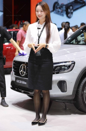 奔驰半身裙主播