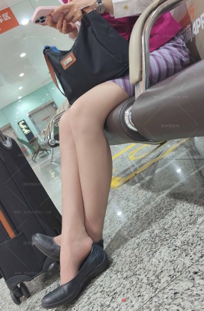 4K视频南航空姐大长腿肉丝质感视觉角度绝美 4P