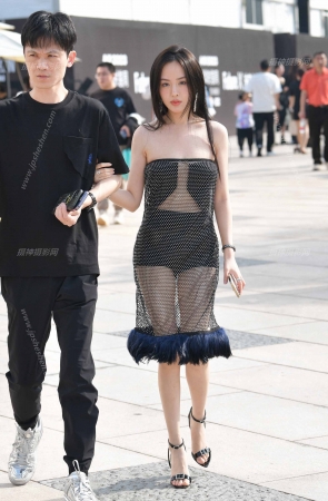 23416-38=89性感晚装的小仙女～ 18P