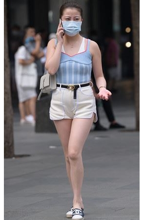 打电话的小姐姐(51P)