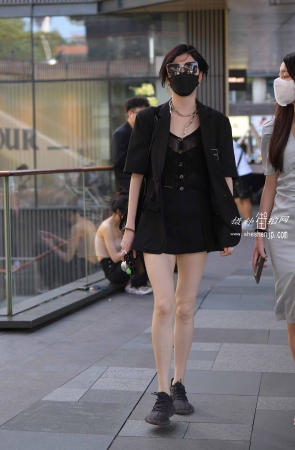 22528-1+92裸腿 大长腿小姐姐 15P