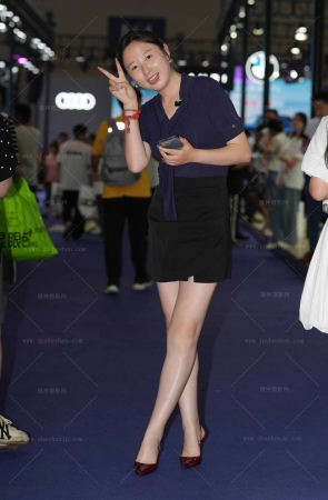 CQ车展篇-有韵味的红色高跟77P