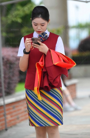 SH25-47-39√天府航空-下班了 8P