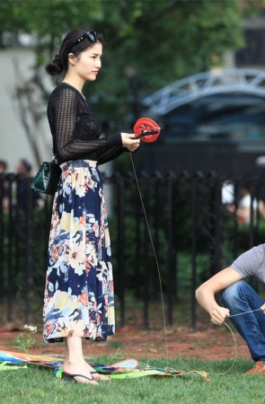 No1115 迷人少妇雪肌艳足，让人久久难忘怀