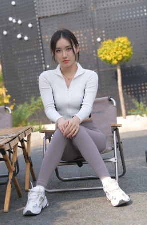 一始街拍作品  冰咖啡 [701P-14.3GB]