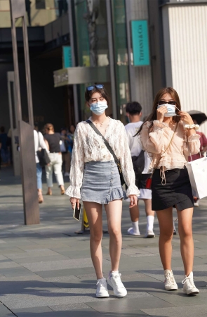 甜美青春牛仔裙