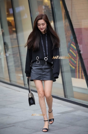 腿长个性高挑又时尚