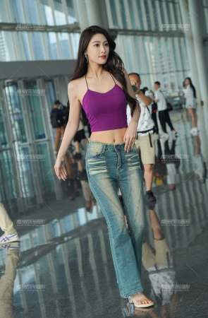 牛仔美女