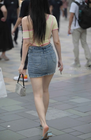 魅力小姐姐